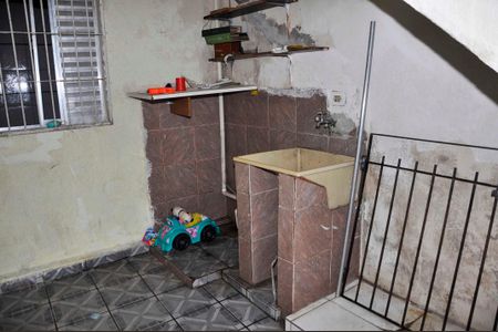 Casa à venda com 75m², 2 quartos e sem vagaCasa 01 - Área de Serviço e Quintal