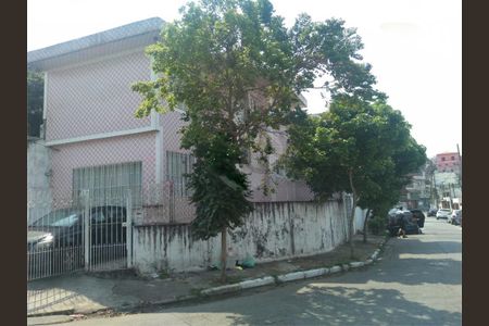 Casa à venda com 204m², 3 quartos e 3 vagas