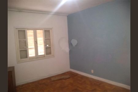 Casa à venda com 204m², 3 quartos e 3 vagas