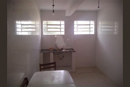 Casa à venda com 204m², 3 quartos e 3 vagas