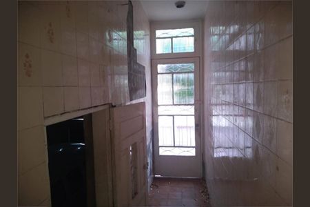 Casa à venda com 204m², 3 quartos e 3 vagas