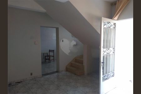 Casa à venda com 204m², 3 quartos e 3 vagas