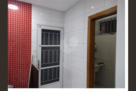 Casa à venda com 3 quartos, 140m² em Jardim Marisa, São Paulo