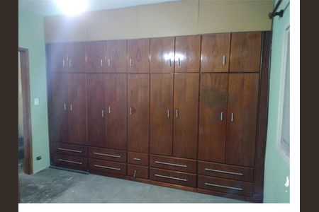 Casa à venda com 3 quartos, 140m² em Jardim Marisa, São Paulo