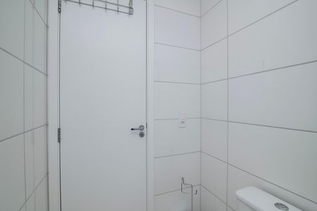 Apartamento para alugar com 56m², 2 quartos e 1 vaga Apartamento para alugar com 56m², 2 quartos e 1 vagaBanheiro do Quarto 2 Suíte