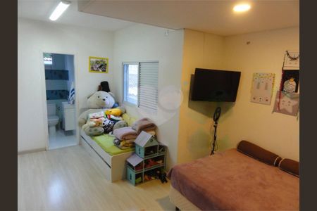 Casa à venda com 3 quartos, 180m² em Vila Irmaos Arnoni, São Paulo