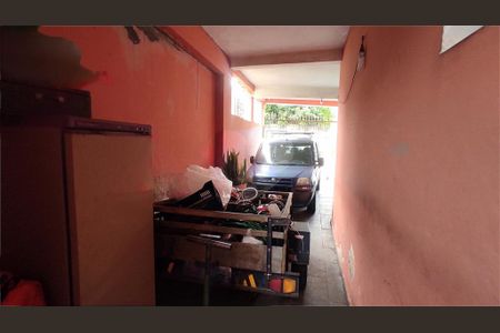 Casa à venda com 5 quartos, 250m² em Vila Romero, São Paulo
