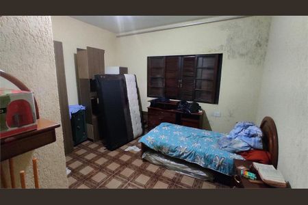 Casa à venda com 5 quartos, 250m² em Vila Romero, São Paulo