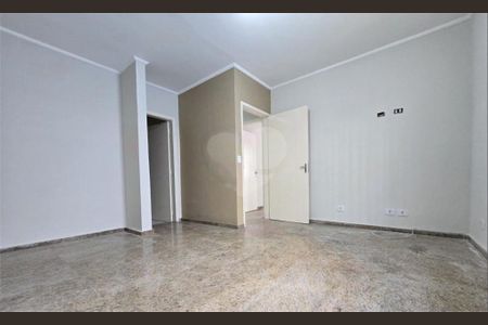 Casa à venda com 3 quartos, 228m² em Tremembé, São Paulo