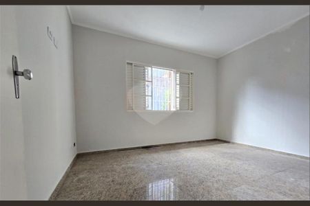 Casa à venda com 3 quartos, 228m² em Tremembé, São Paulo