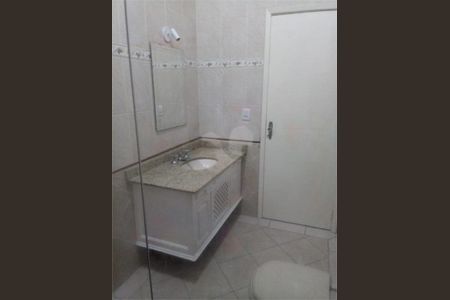 Casa à venda com 228m², 3 quartos e 2 vagas
