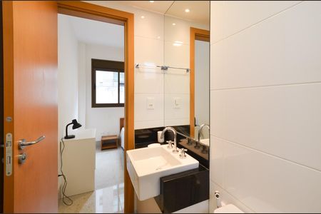 Apartamento para alugar com 65m², 2 quartos e 2 vagas Apartamento para alugar com 65m², 2 quartos e 2 vagasBanheiro suite