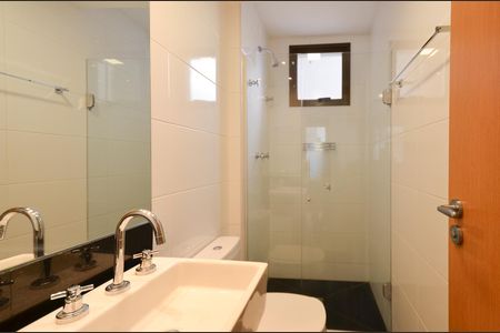 Apartamento para alugar com 65m², 2 quartos e 2 vagas Apartamento para alugar com 65m², 2 quartos e 2 vagasSuite