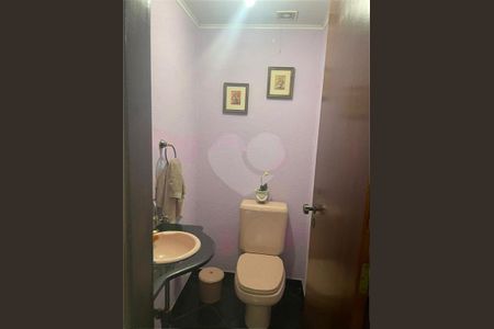 Casa à venda com 230m², 4 quartos e 4 vagas