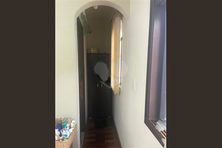 Casa à venda com 230m², 4 quartos e 4 vagas