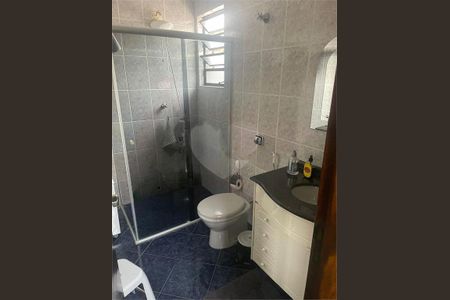 Casa à venda com 230m², 4 quartos e 4 vagas