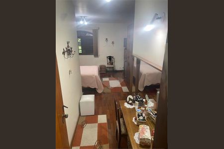 Casa à venda com 4 quartos, 230m² em Jardim Virginia Bianca, São Paulo