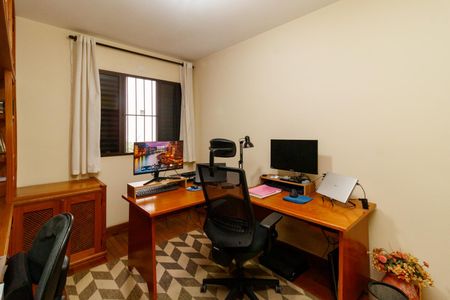 Escritório de casa à venda com 3 quartos, 230m² em Jardim Virginia Bianca, São Paulo