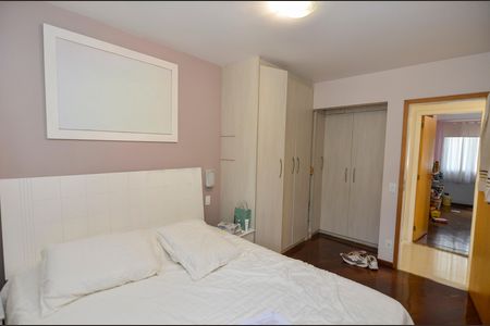 Apartamento à venda com 77m², 2 quartos e 1 vagaSuíte