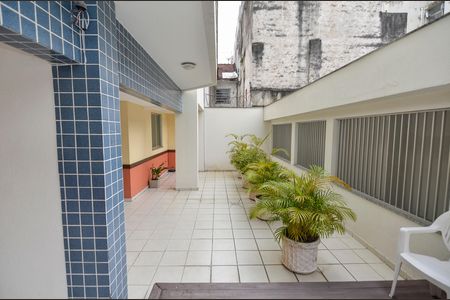 Apartamento à venda com 77m², 2 quartos e 1 vagaÁrea comum