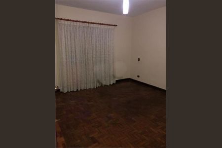 Casa à venda com 2 quartos, 160m² em Vila Mangalot, São Paulo