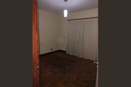 Casa à venda com 2 quartos, 160m² em Vila Mangalot, São Paulo