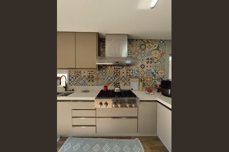 Casa à venda com 290m², 4 quartos e 2 vagasCozinha - Armários