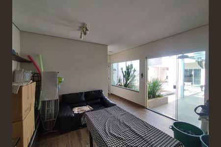 Casa à venda com 290m², 4 quartos e 2 vagasQuarto de Serviço