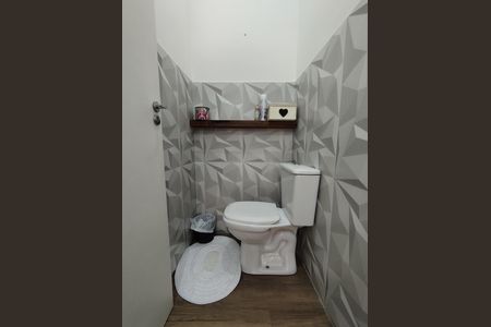 Casa à venda com 290m², 4 quartos e 2 vagasLavabo 