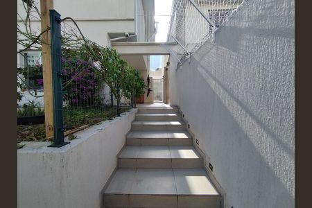 Casa à venda com 290m², 4 quartos e 2 vagasEntrada 