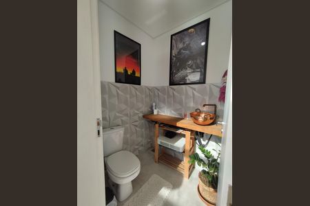Casa à venda com 290m², 4 quartos e 2 vagasLavabo 