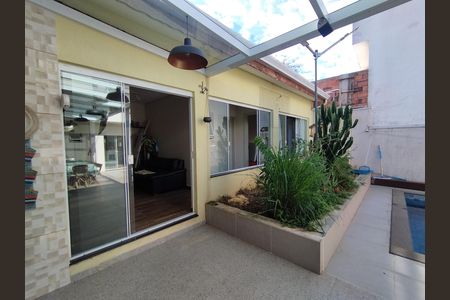 Casa à venda com 290m², 4 quartos e 2 vagasQuintal 