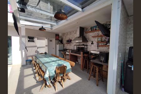 Casa à venda com 290m², 4 quartos e 2 vagasÁrea gourmet