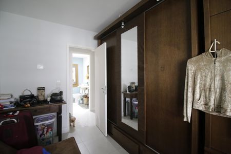 Apartamento à venda com 150m², 4 quartos e 2 vagasQuarto1