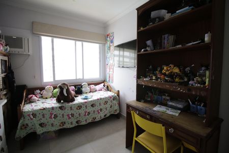 Apartamento à venda com 150m², 4 quartos e 2 vagasQuarto3