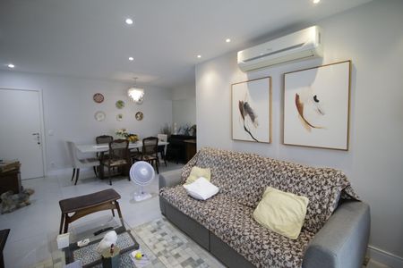 Apartamento à venda com 150m², 4 quartos e 2 vagasSala