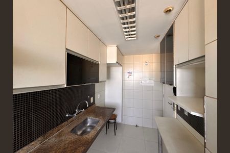Apartamento à venda com 78m², 3 quartos e sem vagaCozinha e Área de Serviço