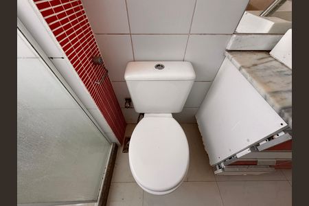 Apartamento à venda com 78m², 3 quartos e sem vagaSuíte 1 - Banheiro