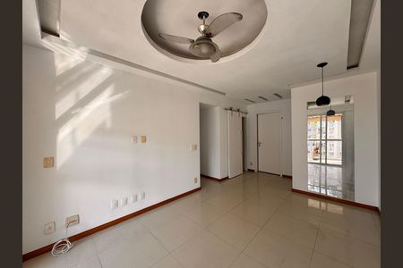 Sala de apartamento à venda com 3 quartos, 78m² em Recreio dos Bandeirantes, Rio de Janeiro