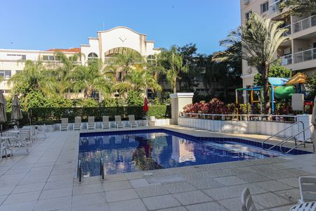 Apartamento à venda com 78m², 3 quartos e sem vagaÁrea comum