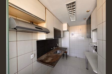 Apartamento à venda com 78m², 3 quartos e sem vagaCozinha e Área de Serviço