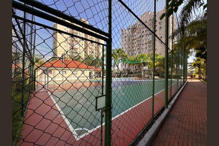 Apartamento à venda com 78m², 3 quartos e sem vagaÁrea comum