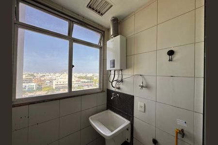 Apartamento à venda com 78m², 3 quartos e sem vagaCozinha e Área de Serviço