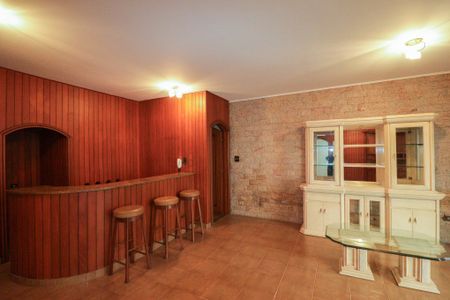 Casa para alugar com 275m², 3 quartos e 3 vagas Casa para alugar com 275m², 3 quartos e 3 vagasSalão de Festas