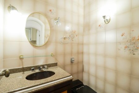 Casa para alugar com 275m², 3 quartos e 3 vagas Casa para alugar com 275m², 3 quartos e 3 vagasLavabo