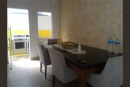 Casa à venda com 2 quartos, 130m² em Vila Santa Terezinha (Zona Norte), São Paulo
