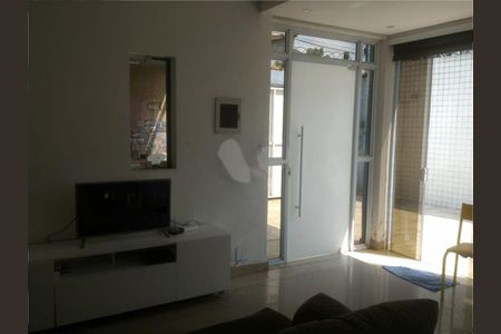 Casa à venda com 2 quartos, 130m² em Vila Santa Terezinha (Zona Norte), São Paulo