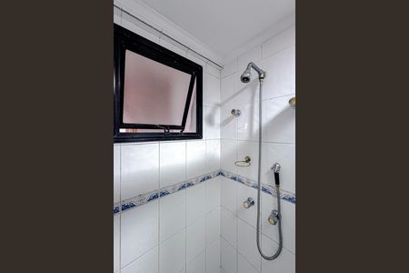 Apartamento à venda com 87m², 2 quartos e 2 vagas Apartamento à venda com 87m², 2 quartos e 2 vagasBanheiro da Suíte