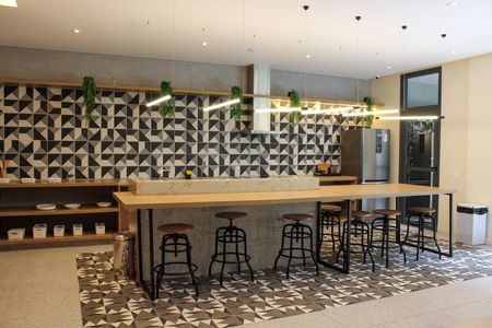 Studio para alugar com 26m², 1 quarto e sem vaga Studio para alugar com 26m², 1 quarto e sem vagaSalão de Festas