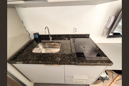 Studio para alugar com 26m², 1 quarto e sem vaga Studio para alugar com 26m², 1 quarto e sem vagaCozinha